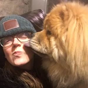 Meet your Posher, Olivia